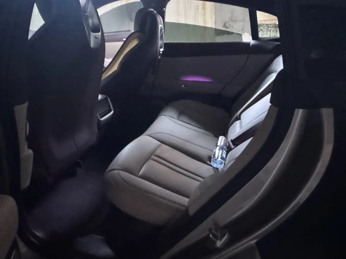 2025 MI YU7 BEV 96.3KWH,autocango,china used car exporter,china ev exporter,chinese used car exporter,chinese used ev exporter