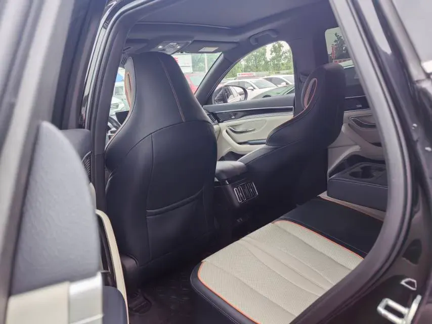 2021 Geely JiaJi 1.5T 177HP L3 7DCT PHEV 11.3KWH,autocango,china used car exporter,china ev exporter,chinese used car exporter,chinese used ev exporter