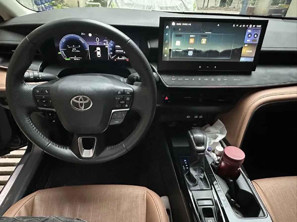 2024 Toyota Camry 2.0L 152HP L4 E-CVT Hybrid,autocango,china used car exporter,china ev exporter,chinese used car exporter,chinese used ev exporter