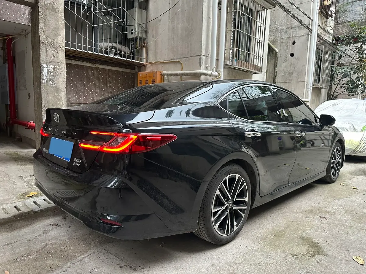 2024 Toyota Camry 2.0L 152HP L4 E-CVT Hybrid,autocango,china used car exporter,china ev exporter,chinese used car exporter,chinese used ev exporter
