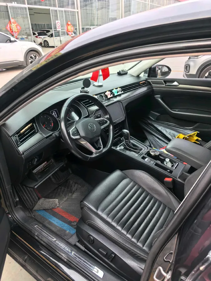 2020 Volkswagen Magotan 2.0T 186HP L4 7DCT,autocango,china used car exporter,china ev exporter,chinese used car exporter,chinese used ev exporter