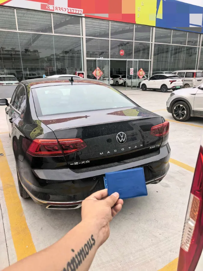 2020 Volkswagen Magotan 2.0T 186HP L4 7DCT,autocango,china used car exporter,china ev exporter,chinese used car exporter,chinese used ev exporter