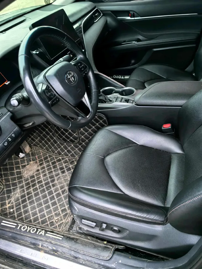 2021 Toyota Camry 2.5L 209HP L4 8AT,autocango,china used car exporter,china ev exporter,chinese used car exporter,chinese used ev exporter