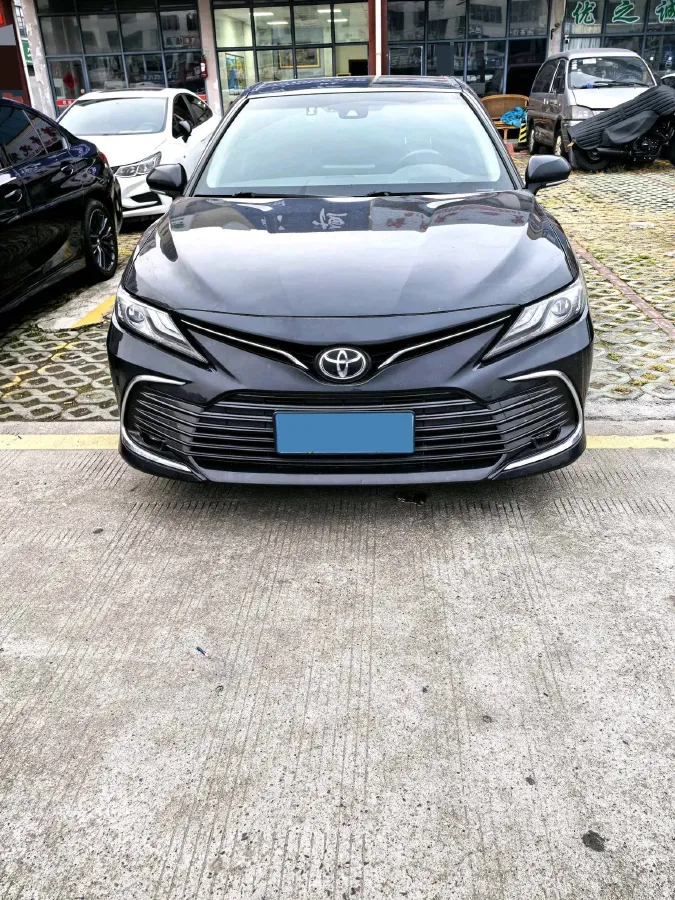 2021 Toyota Camry 2.5L 209HP L4 8AT,autocango,china used car exporter,china ev exporter,chinese used car exporter,chinese used ev exporter