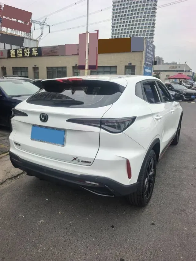 2025 ChangAn X5 PLUS 1.5T 188HP L4 7DCT,autocango,china used car exporter,china ev exporter,chinese used car exporter,chinese used ev exporter