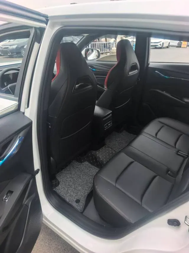 2025 ChangAn X5 PLUS 1.5T 188HP L4 7DCT,autocango,china used car exporter,china ev exporter,chinese used car exporter,chinese used ev exporter