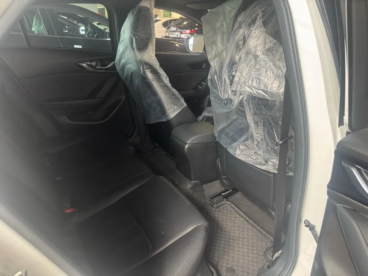 2021 Mazda CX-4 2.0L 158HP L4 6AT,autocango,china used car exporter,china ev exporter,chinese used car exporter,chinese used ev exporter