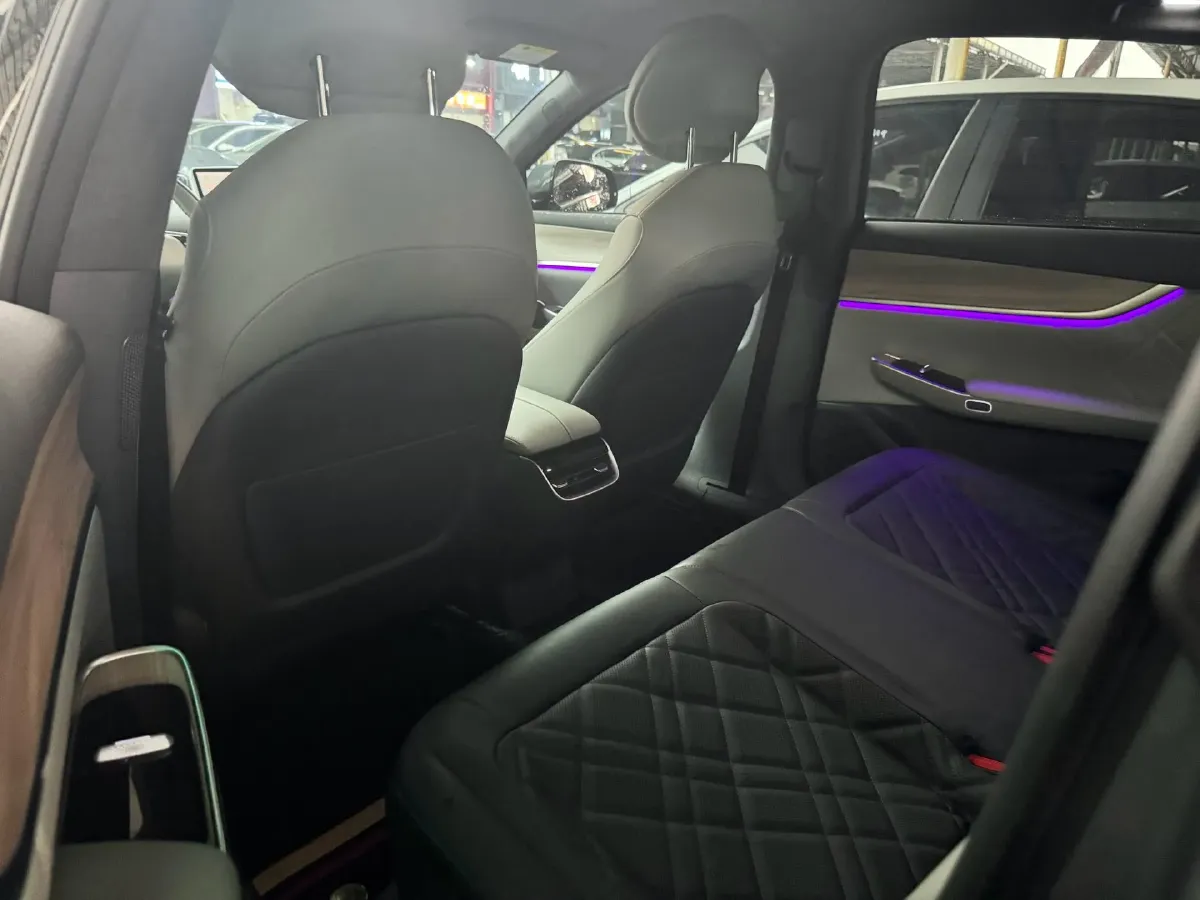 2023 ChangAn QiYuan A07 1.5L 95HP L4 REEV 28.4KWH,autocango,china used car exporter,china ev exporter,chinese used car exporter,chinese used ev exporter