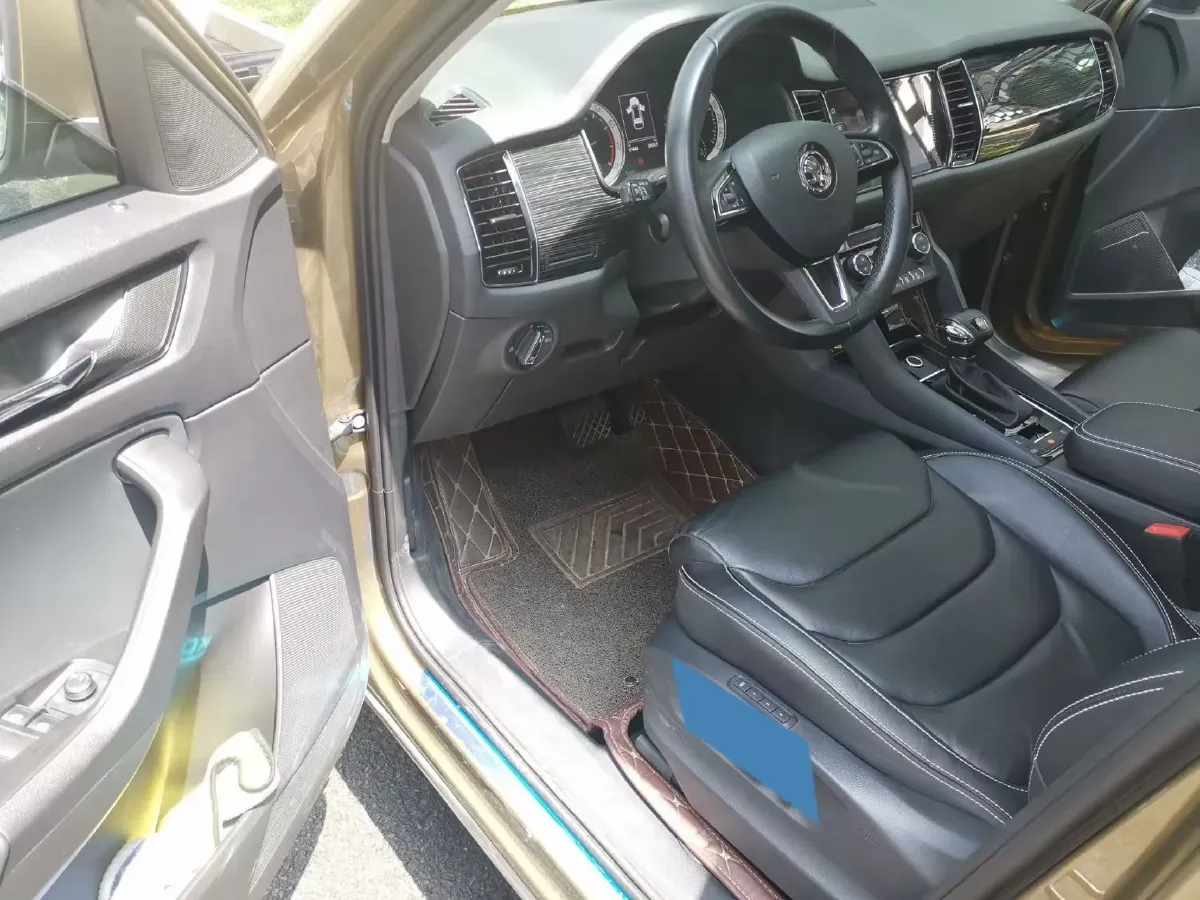 2018 Skoda Kodiak 2.0T 186HP L4 7DCT,autocango,china used car exporter,china ev exporter,chinese used car exporter,chinese used ev exporter