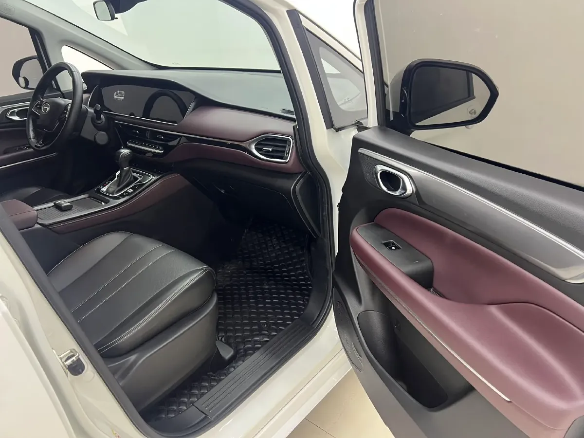 2021 GAC Trumpchi M6 1.5T 169HP L4 7DCT,autocango,china used car exporter,china ev exporter,chinese used car exporter,chinese used ev exporter