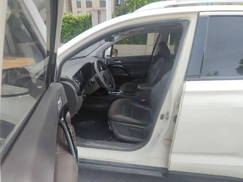 2017 GAC Trumpchi GS4 1.5T 152HP L4 6AT,autocango,china used car exporter,china ev exporter,chinese used car exporter,chinese used ev exporter