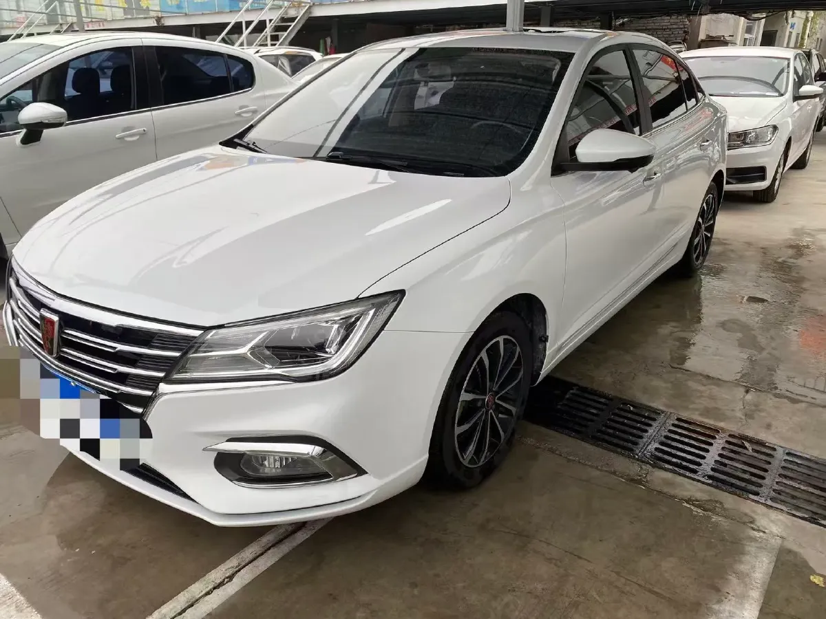 2020 Roewe i5 1.5L 120HP L4 CVT,autocango,china used car exporter,china ev exporter,chinese used car exporter,chinese used ev exporter