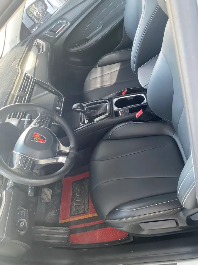 2020 Roewe i5 1.5L 120HP L4 CVT,autocango,china used car exporter,china ev exporter,chinese used car exporter,chinese used ev exporter