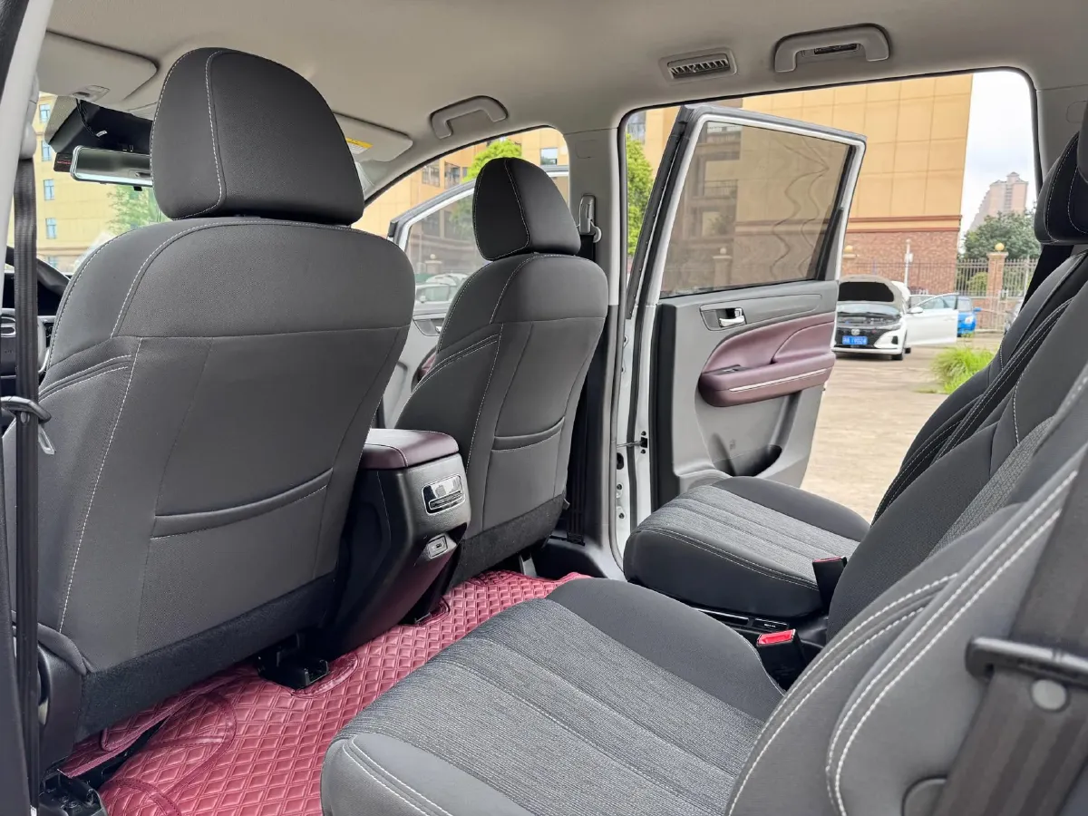 2023 GAC Trumpchi M6 1.5T 177HP L4 7DCT,autocango,china used car exporter,china ev exporter,chinese used car exporter,chinese used ev exporter