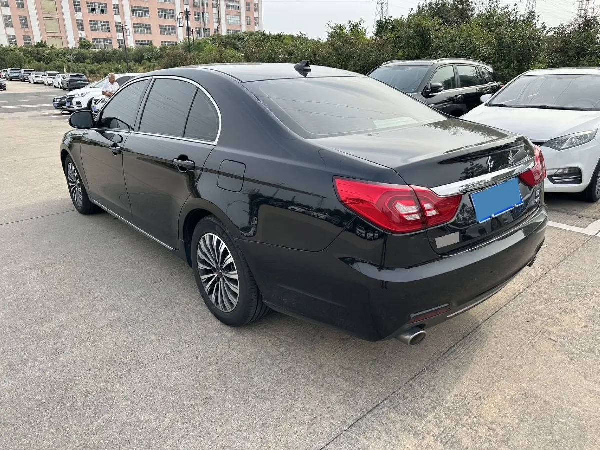 2021 HongQi H7 1.8T 188HP L4 6AT,autocango,china used car exporter,china ev exporter,chinese used car exporter,chinese used ev exporter