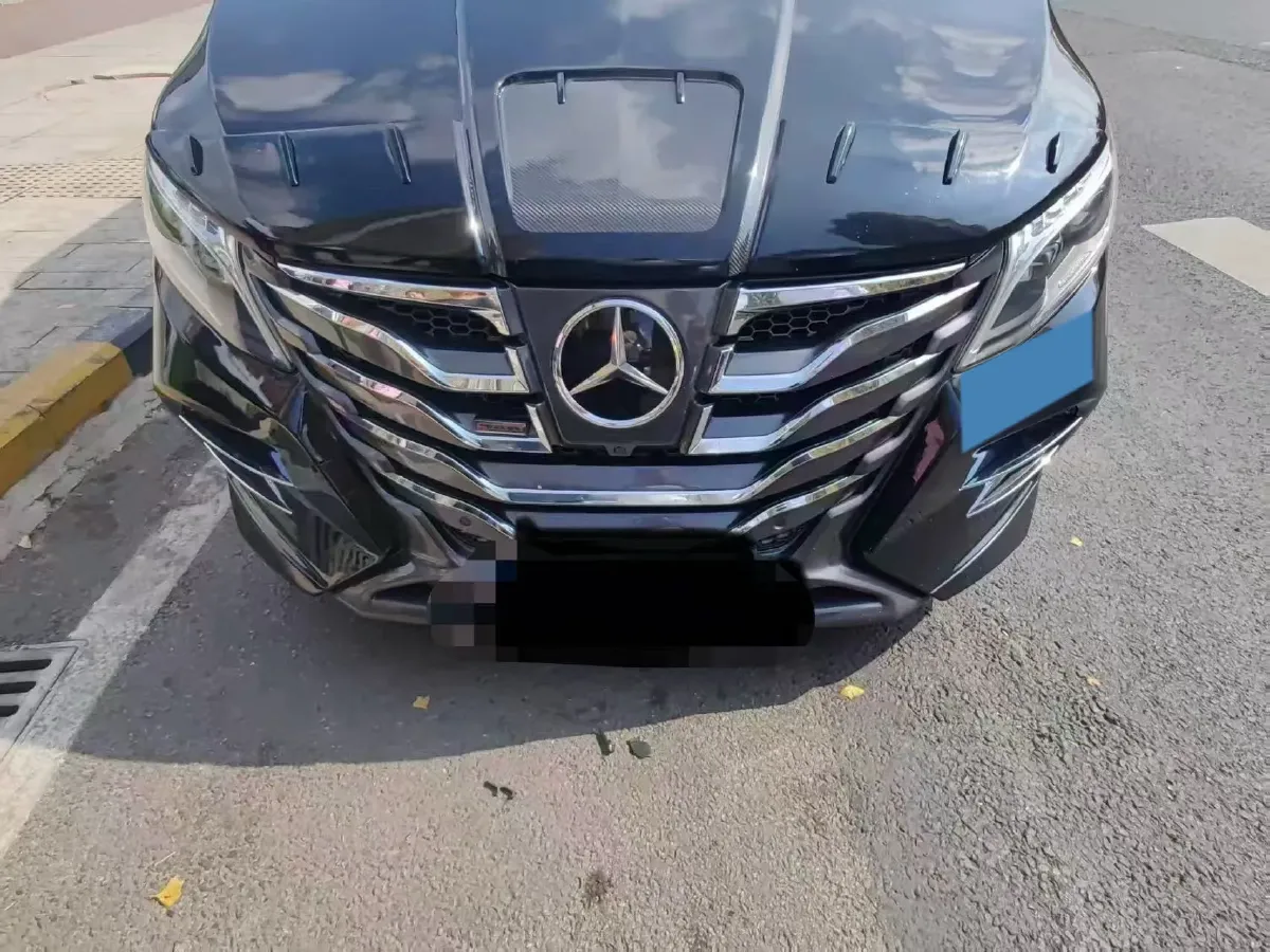 2020 Mercedes-Benz V Class 2.0T 211HP L4 9AT,autocango,china used car exporter,china ev exporter,chinese used car exporter,chinese used ev exporter