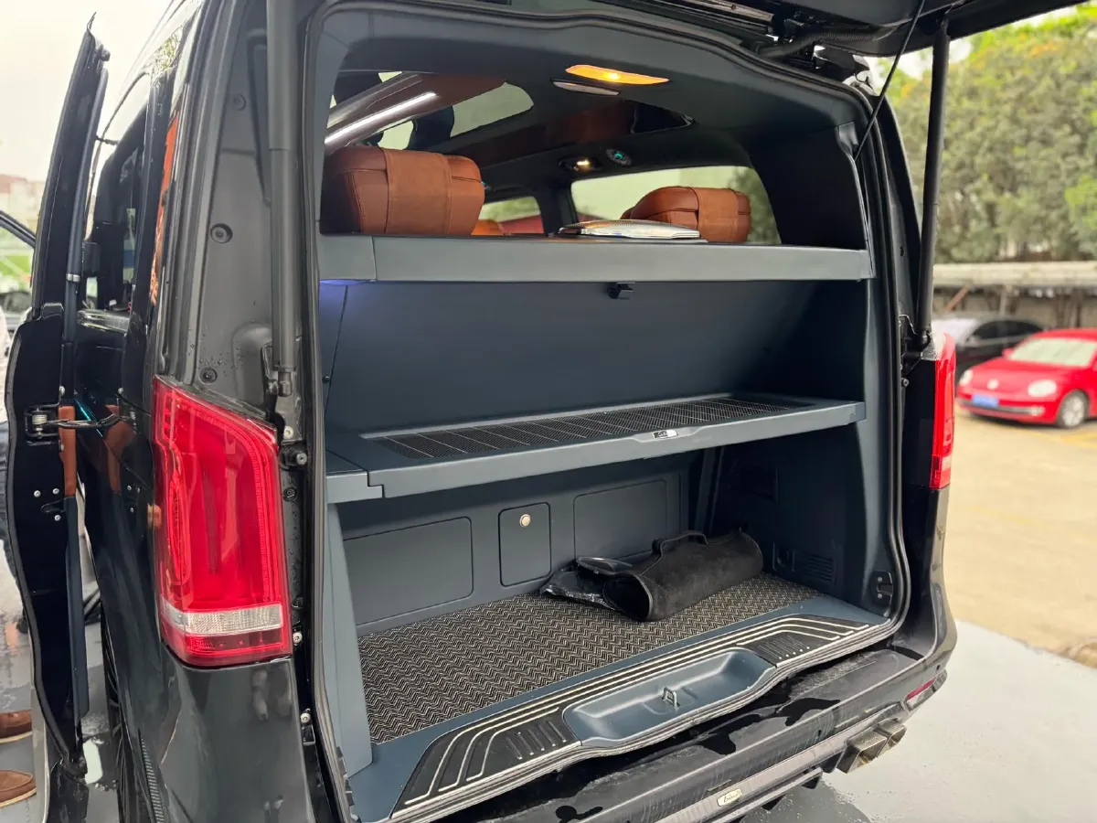 2020 Mercedes-Benz V Class 2.0T 211HP L4 9AT,autocango,china used car exporter,china ev exporter,chinese used car exporter,chinese used ev exporter