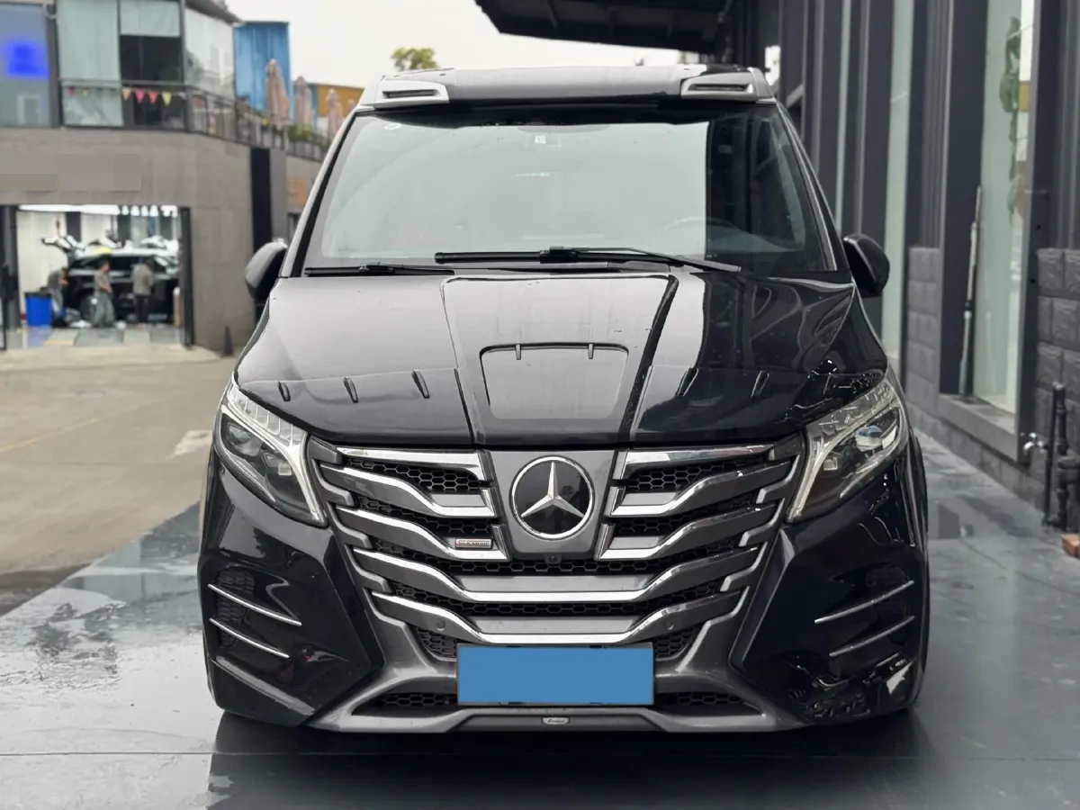 2020 Mercedes-Benz V Class 2.0T 211HP L4 9AT,autocango,china used car exporter,china ev exporter,chinese used car exporter,chinese used ev exporter