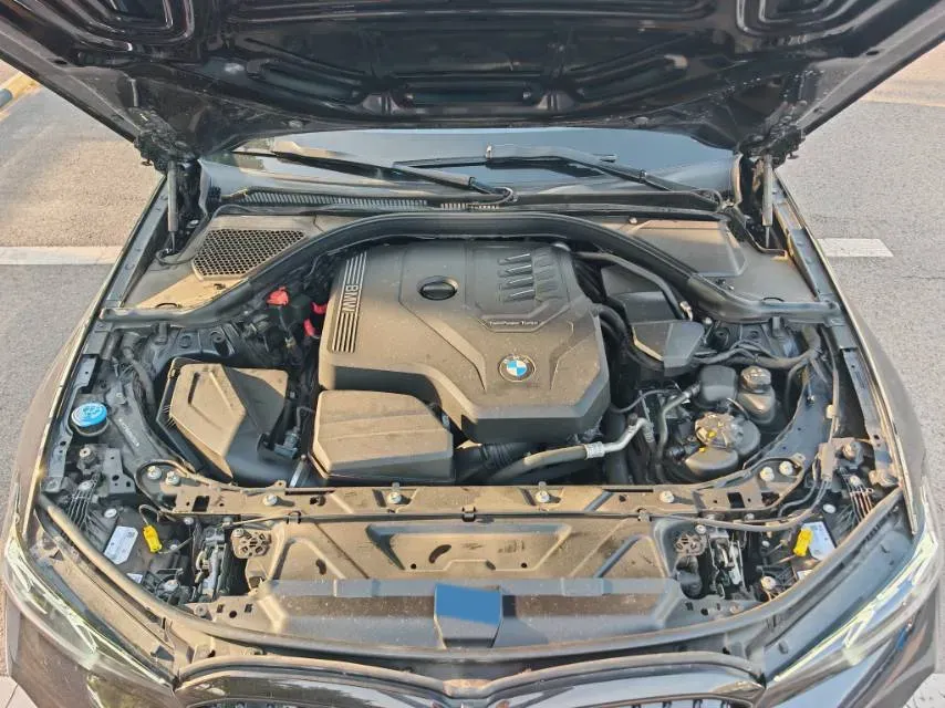 2025 BMW 3 Series 2.0T 245HP L4 8AT,autocango,china used car exporter,china ev exporter,chinese used car exporter,chinese used ev exporter