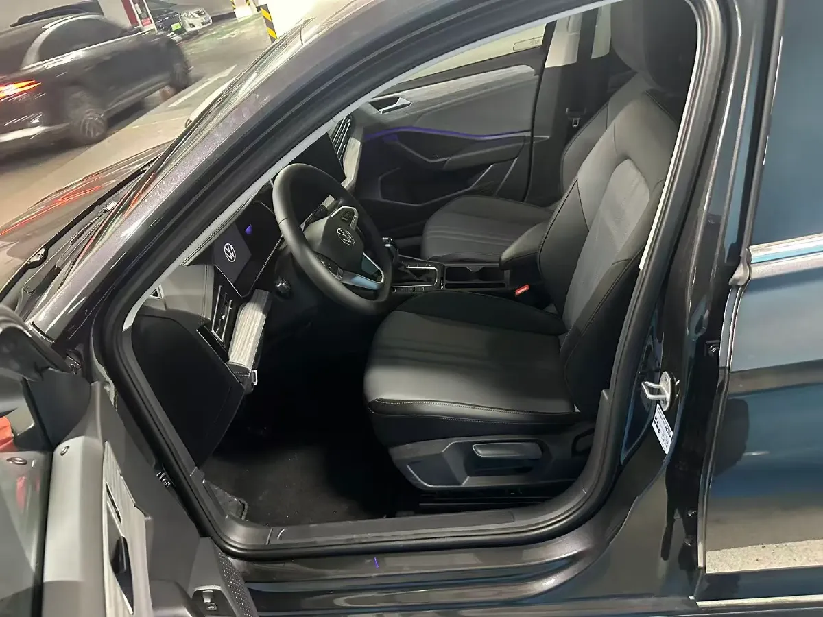 2026 Volkswagen Sagitar 1.5T 160HP L4 7DCT,autocango,china used car exporter,china ev exporter,chinese used car exporter,chinese used ev exporter