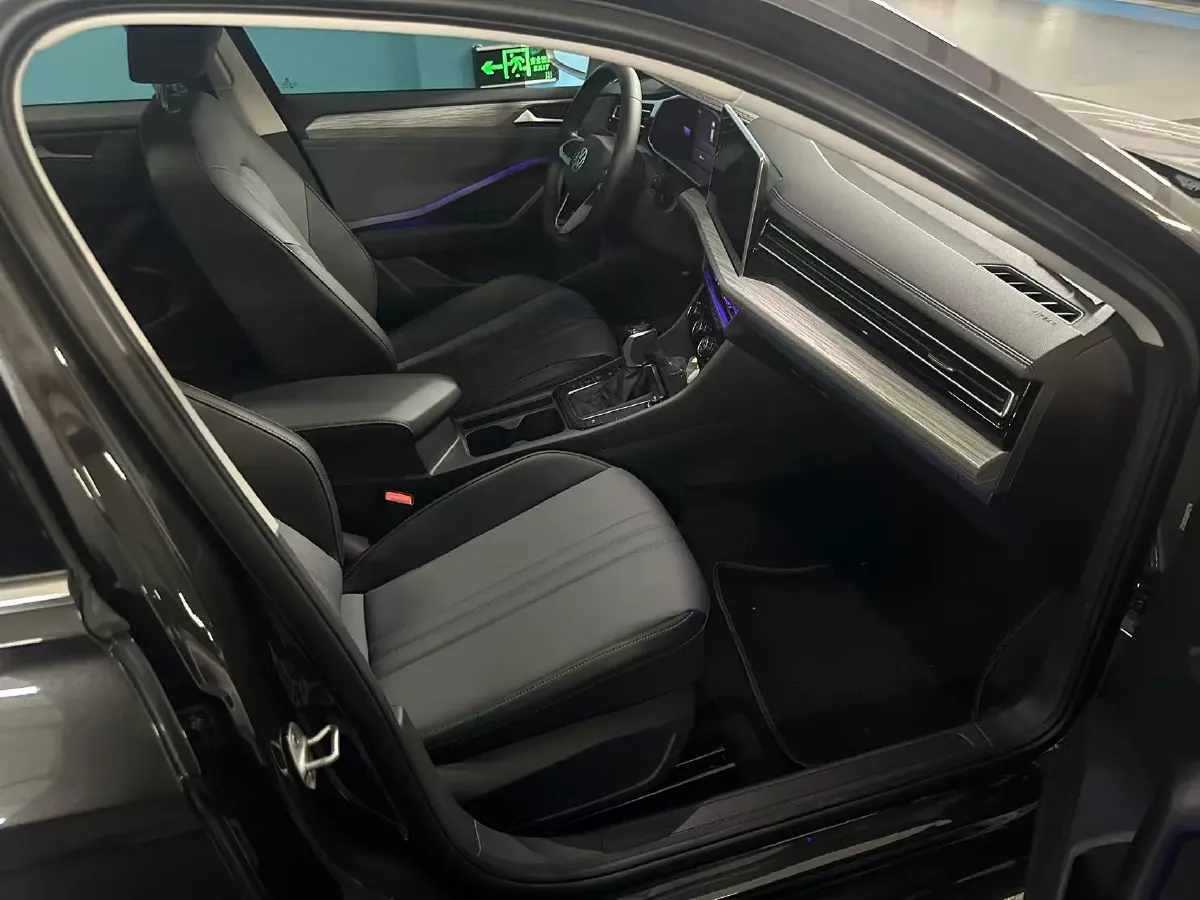 2026 Volkswagen Sagitar 1.5T 160HP L4 7DCT,autocango,china used car exporter,china ev exporter,chinese used car exporter,chinese used ev exporter