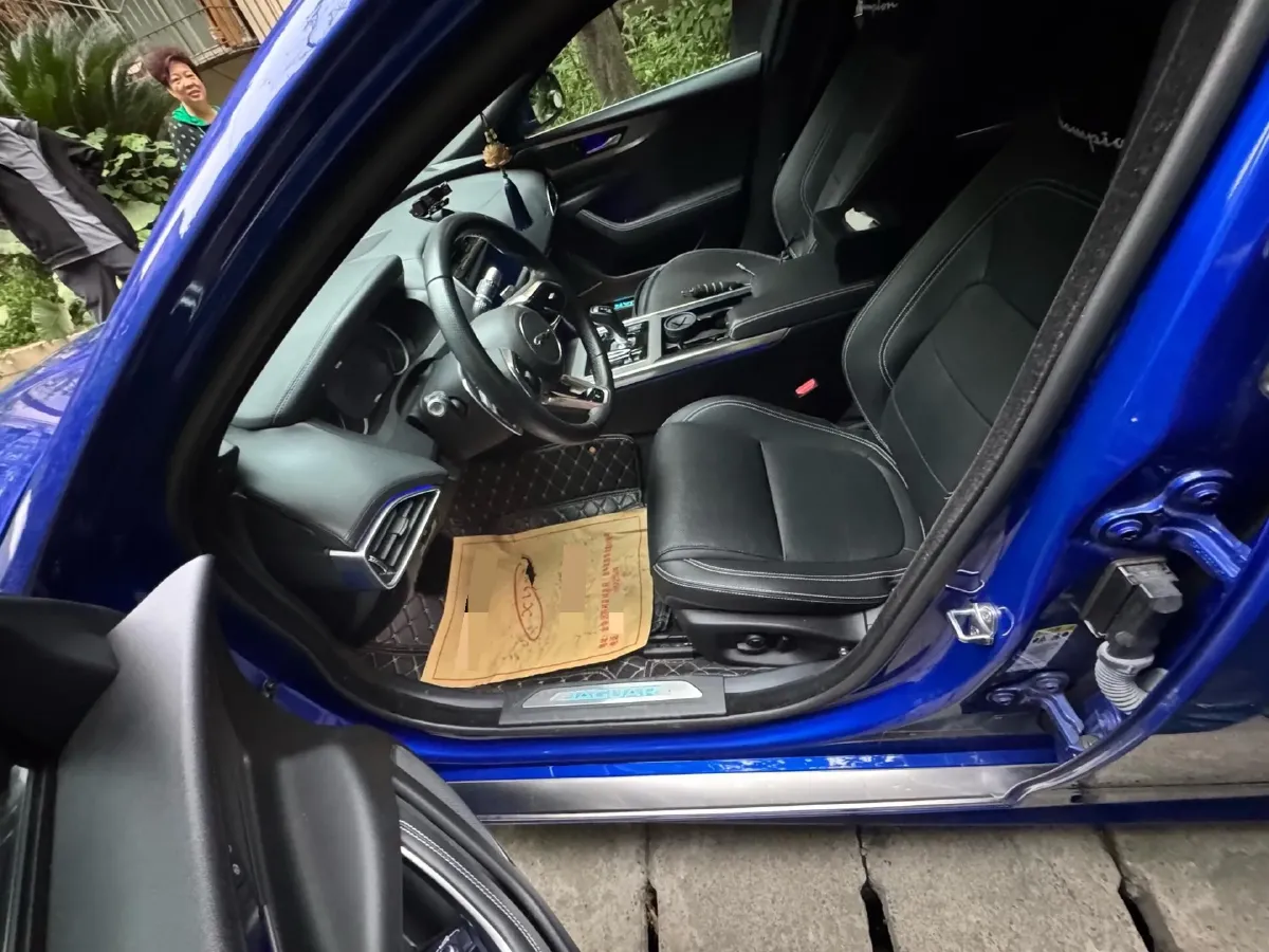 2020 Jaguar XEL 2.0T 200HP L4 8AT,autocango,china used car exporter,china ev exporter,chinese used car exporter,chinese used ev exporter