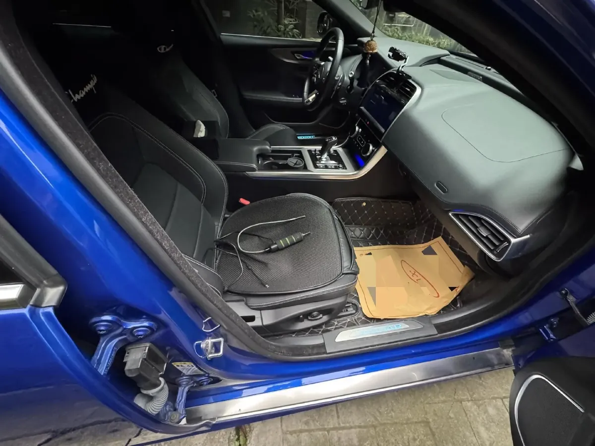 2020 Jaguar XEL 2.0T 200HP L4 8AT,autocango,china used car exporter,china ev exporter,chinese used car exporter,chinese used ev exporter