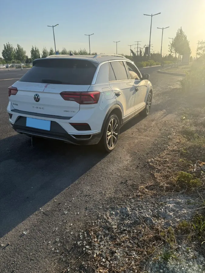 2022 Volkswagen T-Roc 1.4T 150HP L4 7DCT,autocango,china used car exporter,china ev exporter,chinese used car exporter,chinese used ev exporter