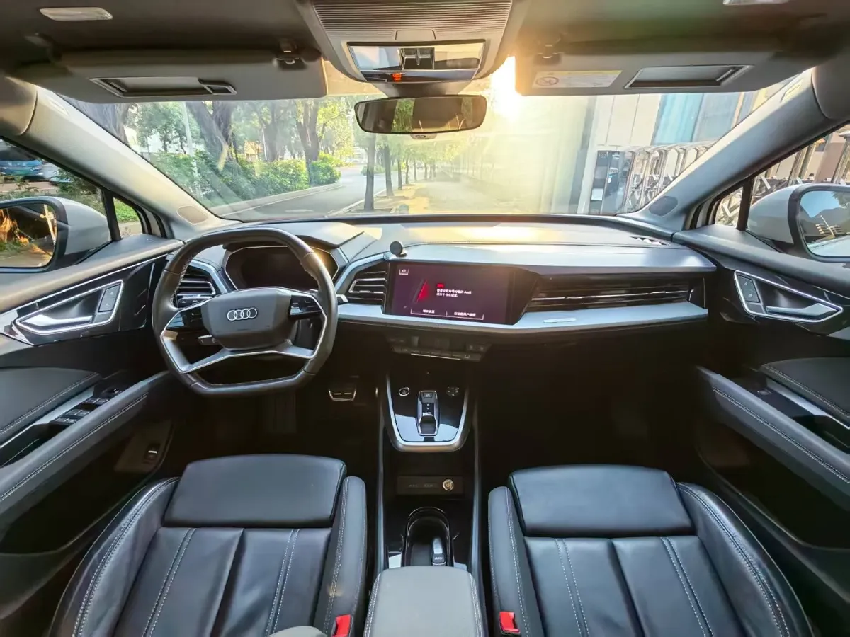 2023 Audi Q4 e-tron BEV 84.8KWH,autocango,china used car exporter,china ev exporter,chinese used car exporter,chinese used ev exporter