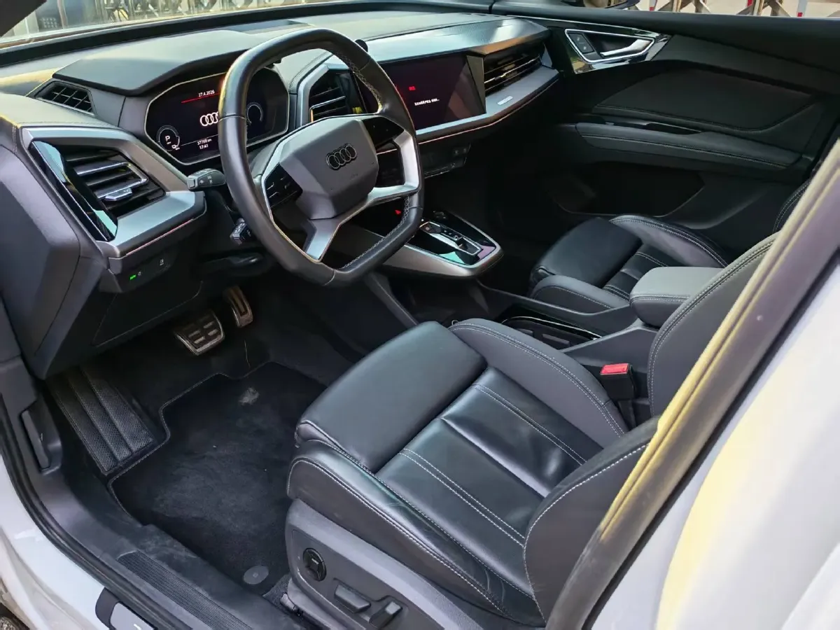 2023 Audi Q4 e-tron BEV 84.8KWH,autocango,china used car exporter,china ev exporter,chinese used car exporter,chinese used ev exporter