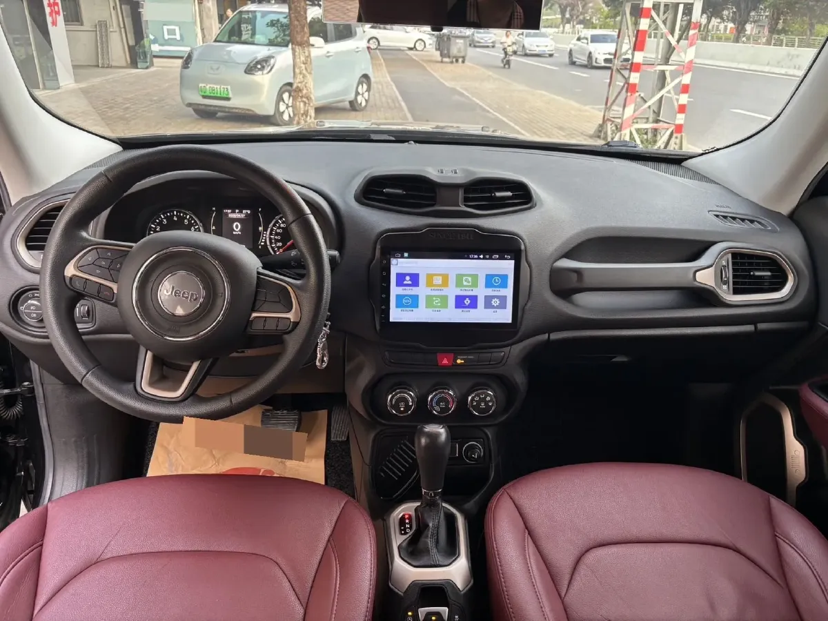 2017 Jeep Renegade 1.4T 150HP L4 7DCT,autocango,china used car exporter,china ev exporter,chinese used car exporter,chinese used ev exporter