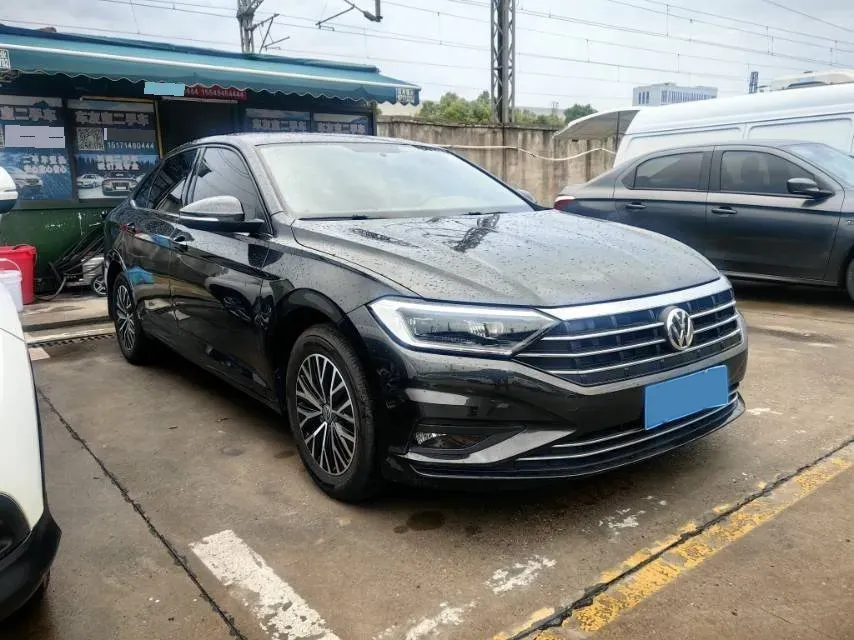 2019 Kia K5 2.0L 161HP L4 6AT,autocango,china used car exporter,china ev exporter,chinese used car exporter,chinese used ev exporter