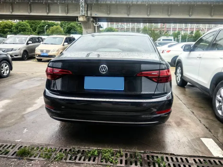 2019 Kia K5 2.0L 161HP L4 6AT,autocango,china used car exporter,china ev exporter,chinese used car exporter,chinese used ev exporter