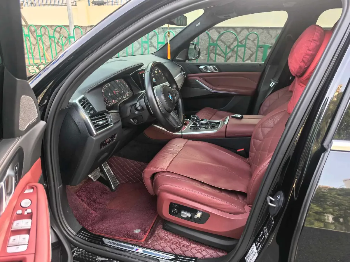 2022 BMW X5 3.0T 333HP L6 8AT,autocango,china used car exporter,china ev exporter,chinese used car exporter,chinese used ev exporter