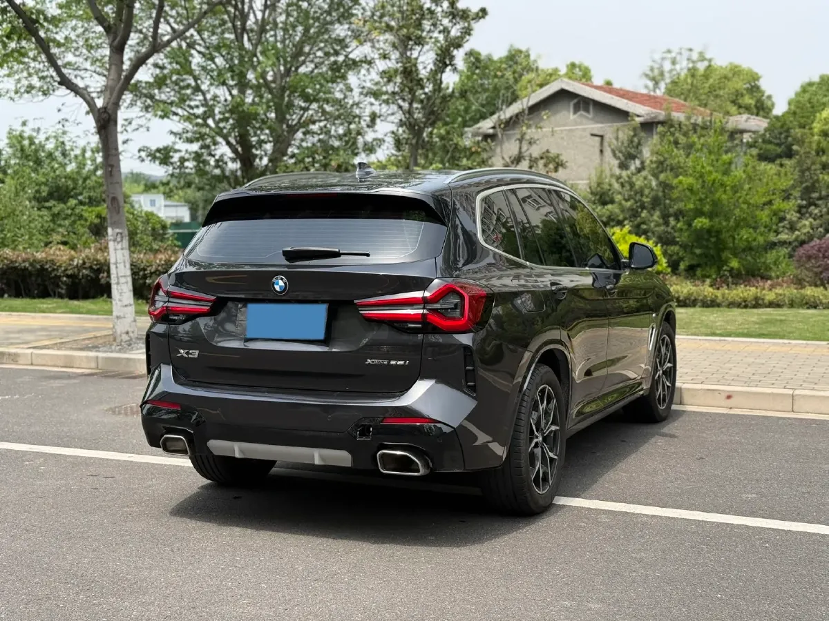 2022 BMW X3 2.0T 184HP L4 8AT,autocango,china used car exporter,china ev exporter,chinese used car exporter,chinese used ev exporter