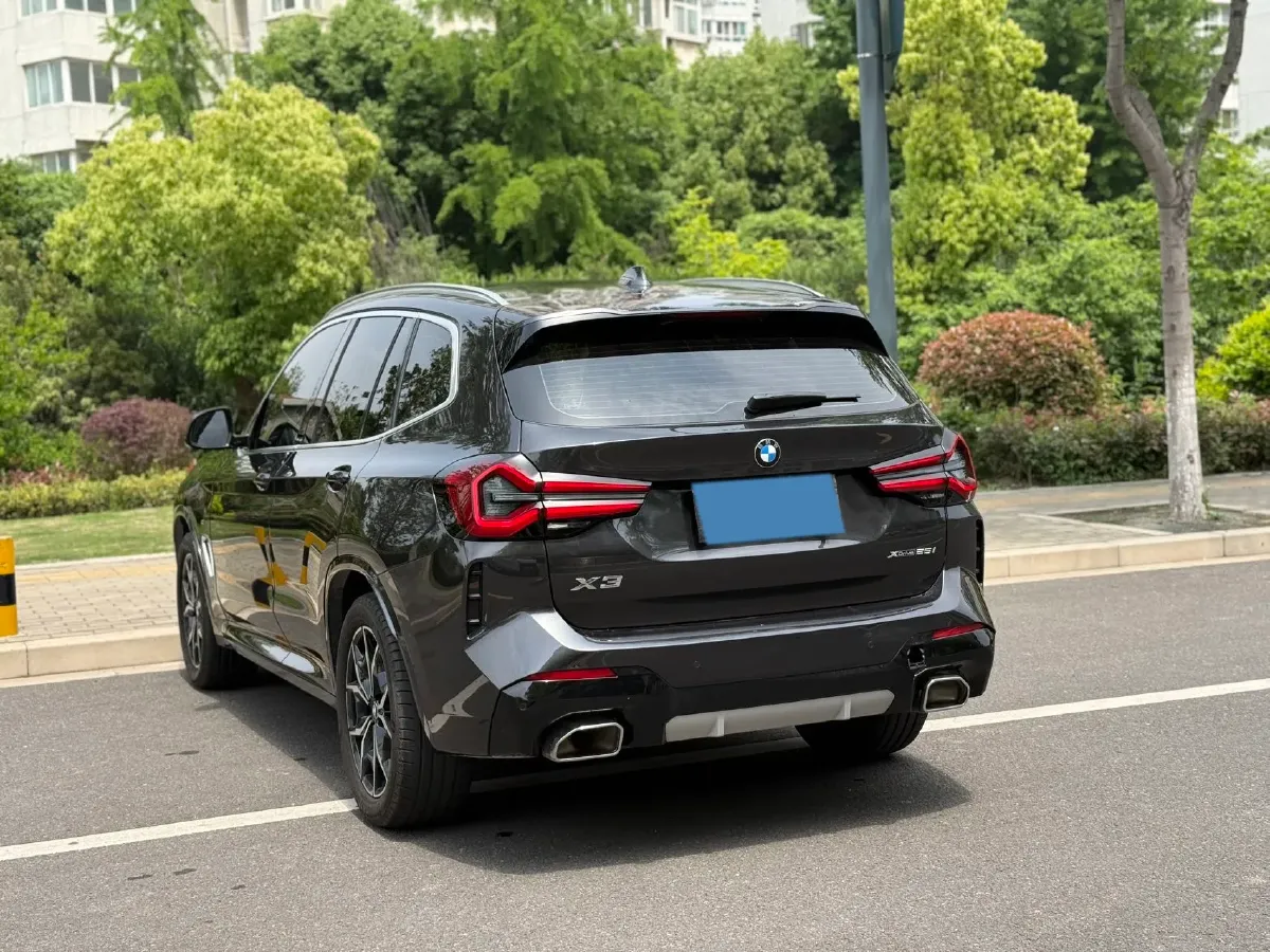 2022 BMW X3 2.0T 184HP L4 8AT,autocango,china used car exporter,china ev exporter,chinese used car exporter,chinese used ev exporter