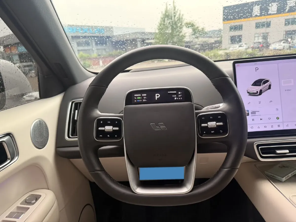 2024 Li L6 Range Extended 154HP L4 REEV 36.8KWH,autocango,china used car exporter,china ev exporter,chinese used car exporter,chinese used ev exporter