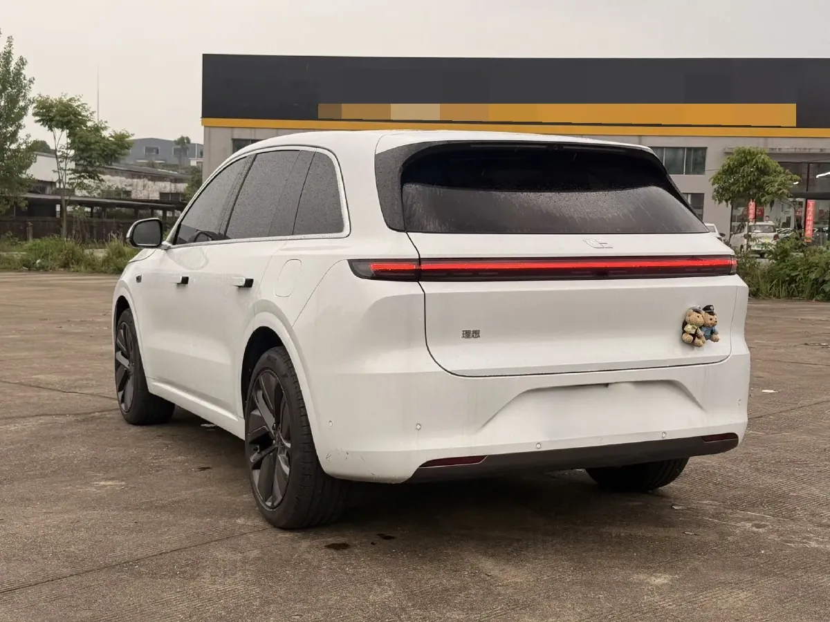 2024 Li L6 Range Extended 154HP L4 REEV 36.8KWH,autocango,china used car exporter,china ev exporter,chinese used car exporter,chinese used ev exporter