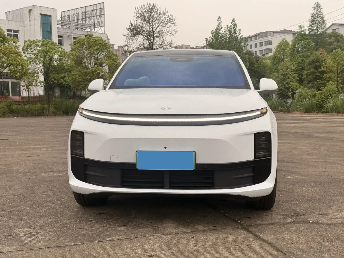 2024 Li L6 Range Extended 154HP L4 REEV 36.8KWH,autocango,china used car exporter,china ev exporter,chinese used car exporter,chinese used ev exporter