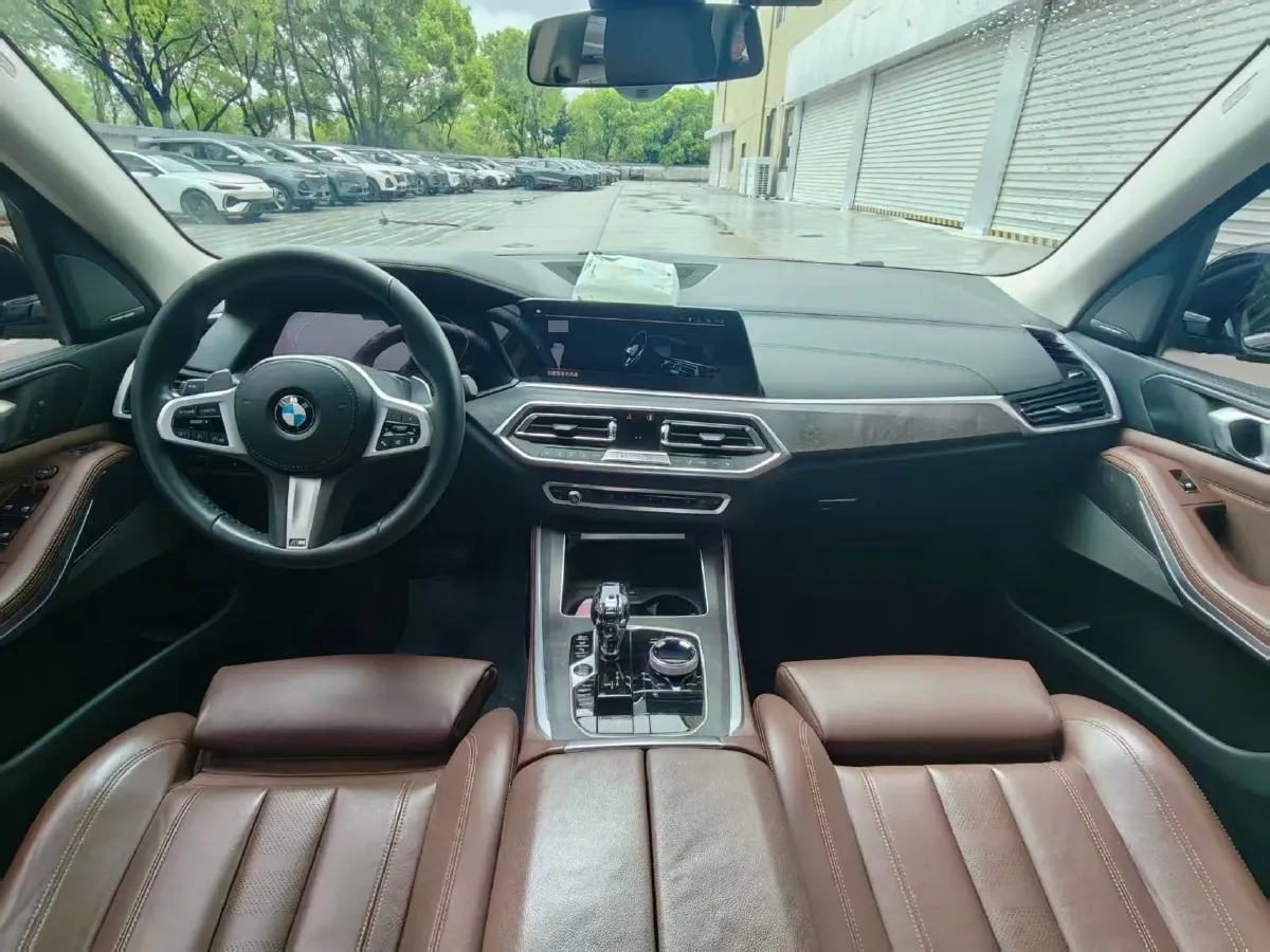 2020 BMW X5 3.0T 340HP L6 8AT,autocango,china used car exporter,china ev exporter,chinese used car exporter,chinese used ev exporter