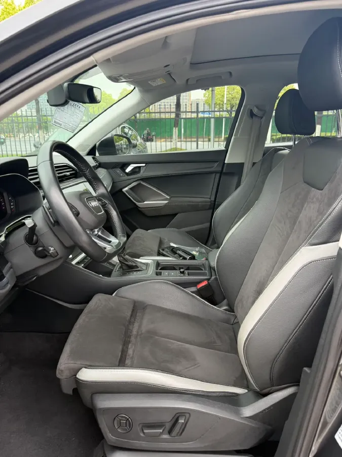 2021 Audi Q3 1.4T 150HP L4 7DCT,autocango,china used car exporter,china ev exporter,chinese used car exporter,chinese used ev exporter