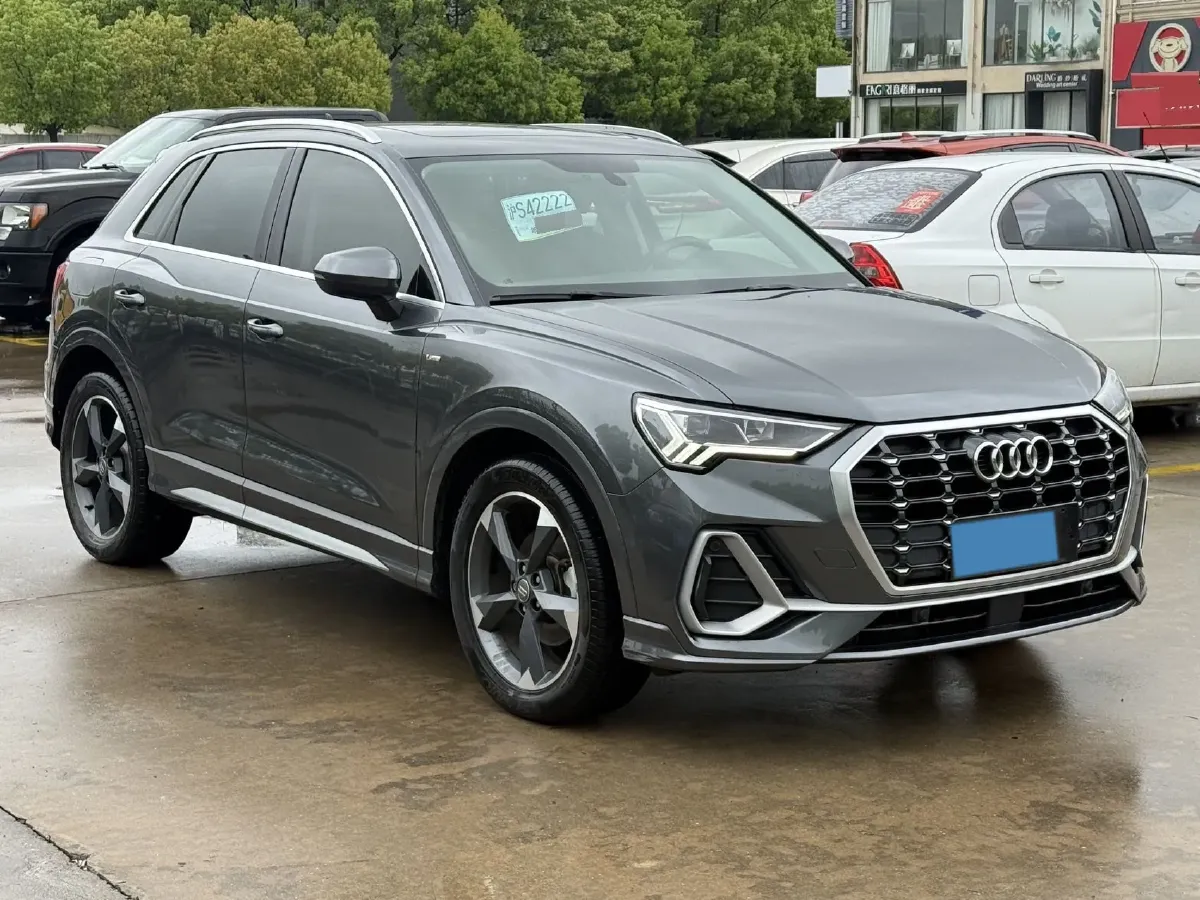 2021 Audi Q3 1.4T 150HP L4 7DCT,autocango,china used car exporter,china ev exporter,chinese used car exporter,chinese used ev exporter