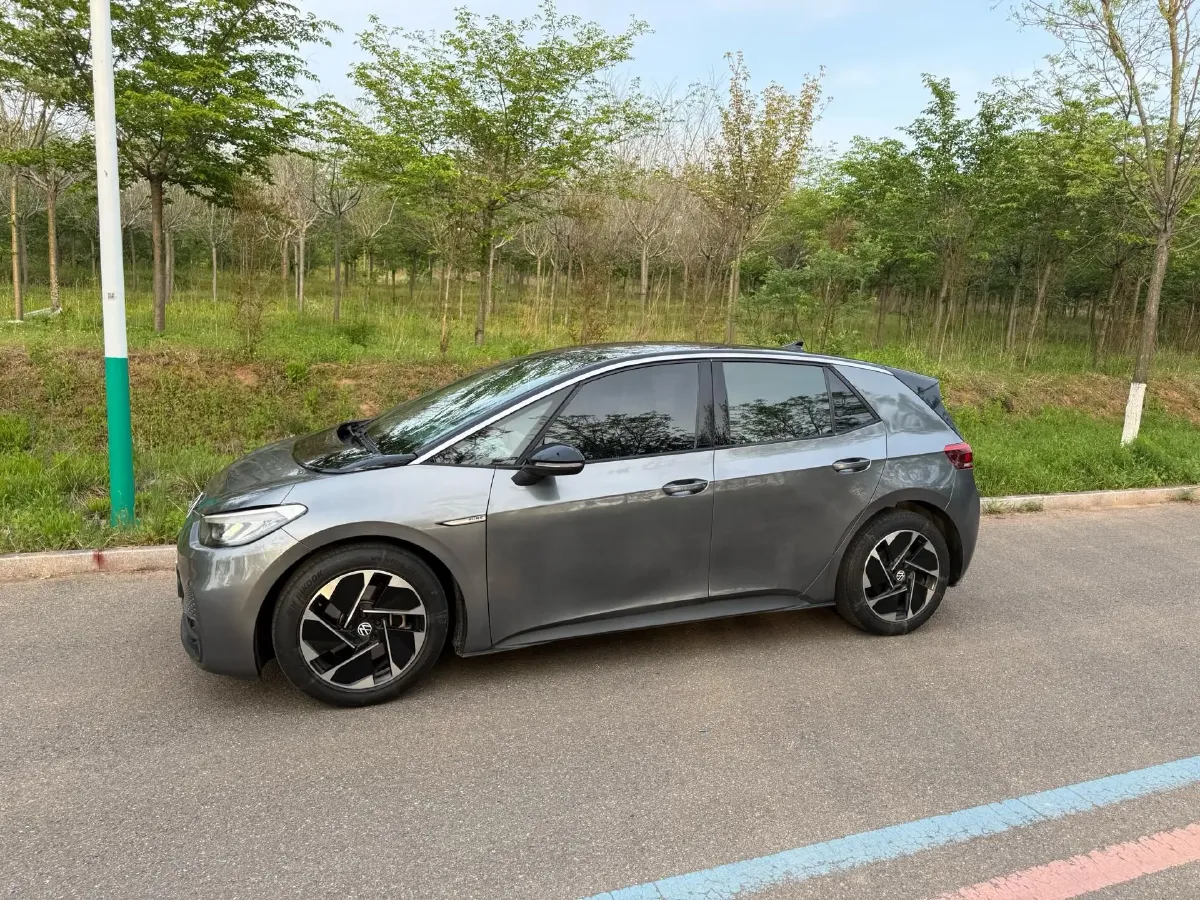 2024 Volkswagen ID.3 BEV 52.8KWH,autocango,china used car exporter,china ev exporter,chinese used car exporter,chinese used ev exporter