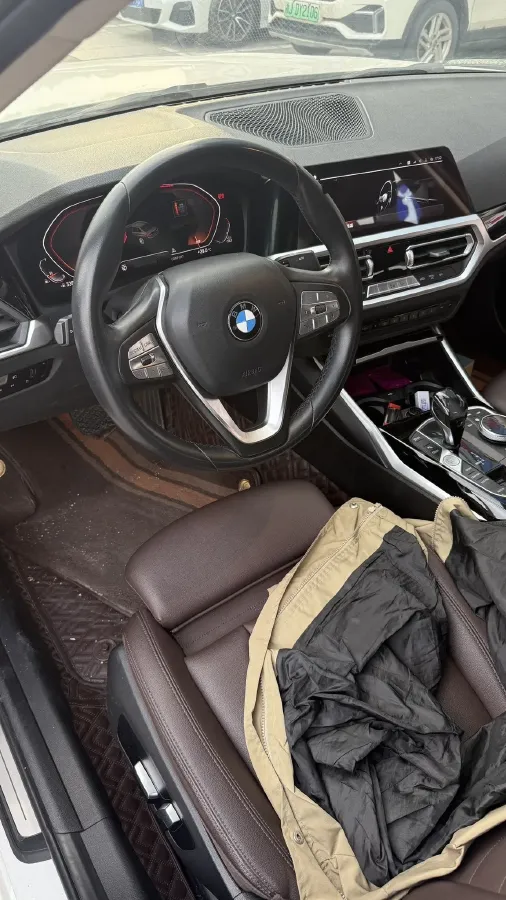 2021 BMW 3 Series 2.0T 156HP L4 8AT,autocango,china used car exporter,china ev exporter,chinese used car exporter,chinese used ev exporter