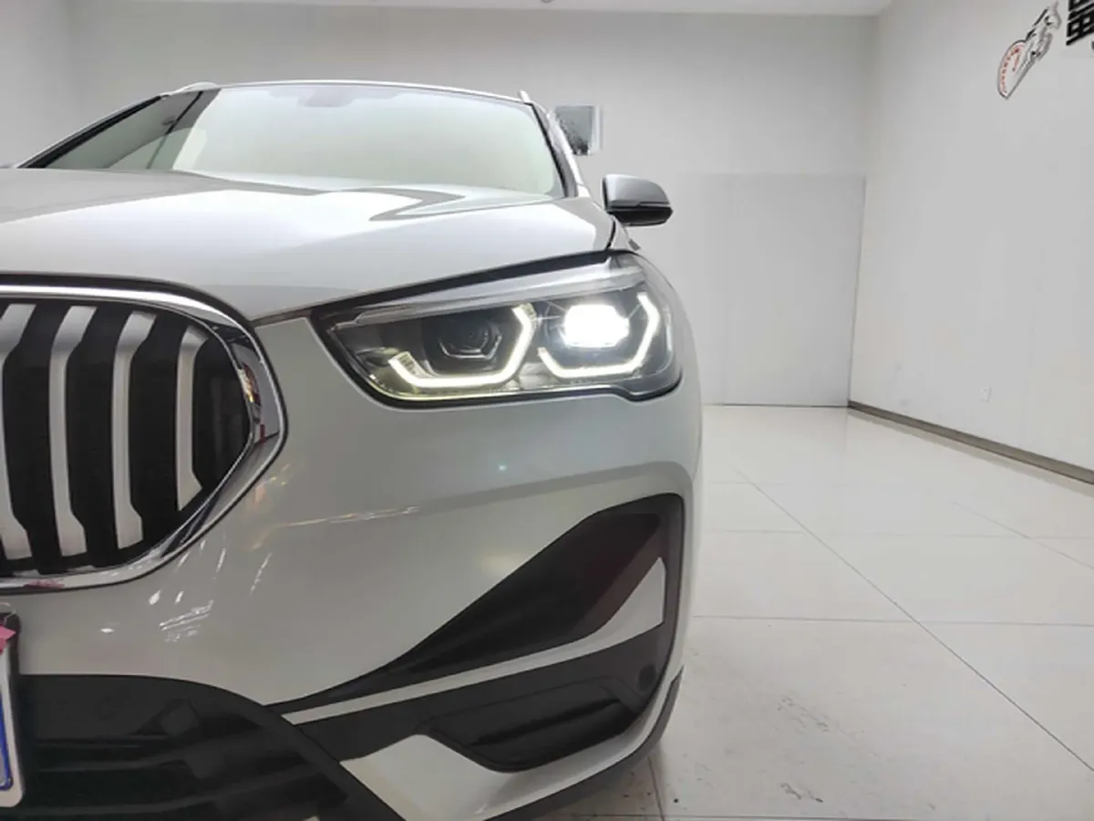 2022 BMW X1 2.0T 192HP L4 7DCT,autocango,china used car exporter,china ev exporter,chinese used car exporter,chinese used ev exporter