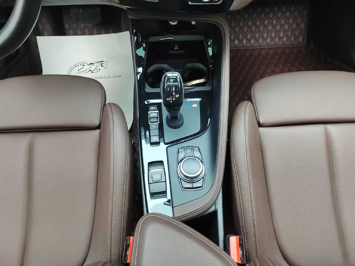 2022 BMW X1 2.0T 192HP L4 7DCT,autocango,china used car exporter,china ev exporter,chinese used car exporter,chinese used ev exporter