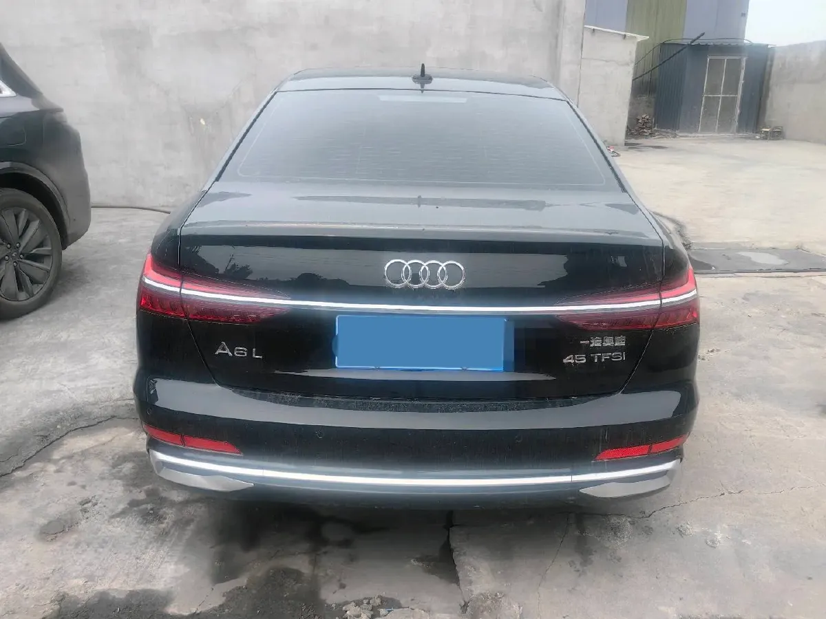 2020 Audi A6L 2.0T 224HP L4 7DCT,autocango,china used car exporter,china ev exporter,chinese used car exporter,chinese used ev exporter