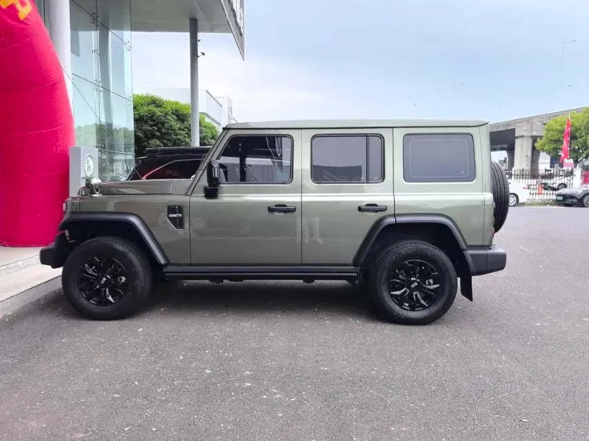 2024 212 212 T01 2.0T 252HP L4 8AT,autocango,china used car exporter,china ev exporter,chinese used car exporter,chinese used ev exporter