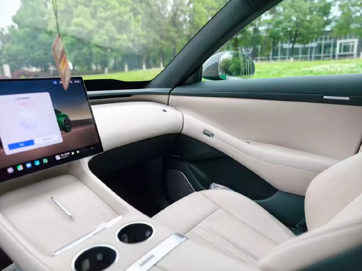 2025 MI YU7 BEV,autocango,china used car exporter,china ev exporter,chinese used car exporter,chinese used ev exporter