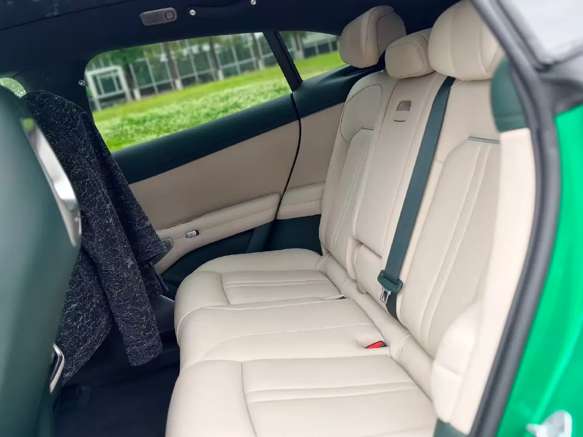 2025 MI YU7 BEV,autocango,china used car exporter,china ev exporter,chinese used car exporter,chinese used ev exporter